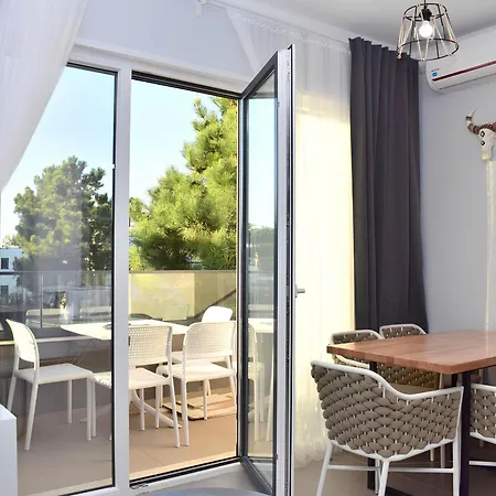Apartment Wide 236 Plazhi San Pietro