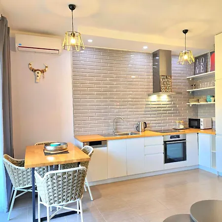 Wide 236 Apartamento Plazhi San Pietro