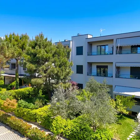 Apartamento Wide 236 Plazhi San Pietro